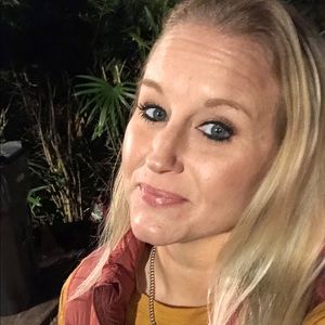 Meet your Posher, Michele